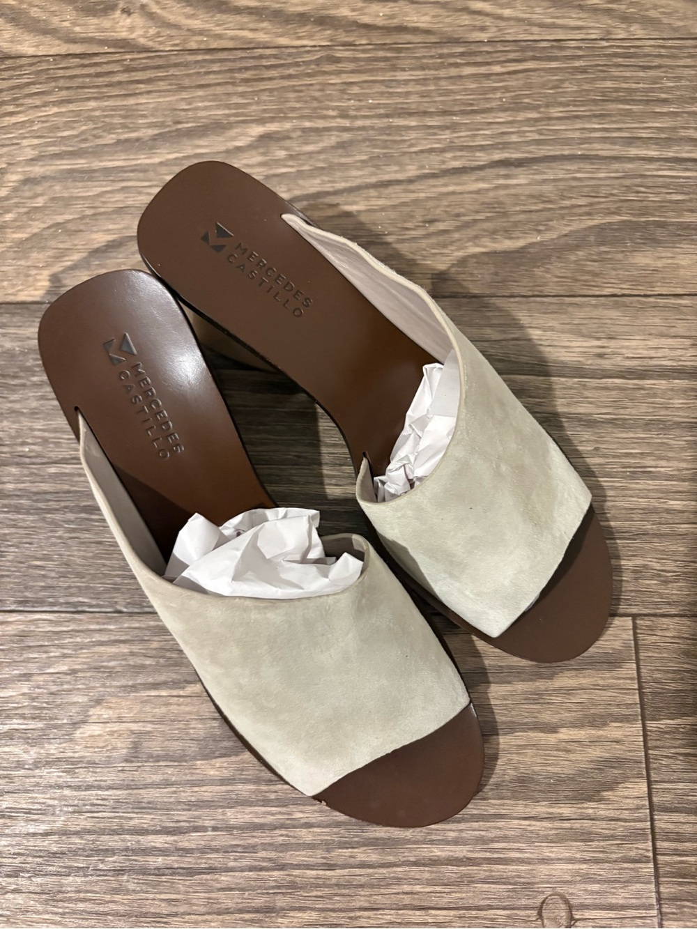 Mercedes Castillo Izar Mid Leather Slide Sandals Cream Block Heel Size 9